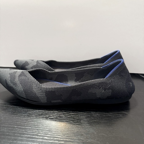 Rothy’s Retired The Point Gray Camo Pointed Toe Knit Ballet Flats - Picture 6 of 8